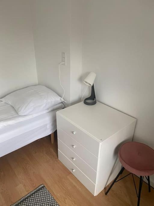 2 Bedroom Apartment Near The Sea Tisvildeleje Bagian luar foto