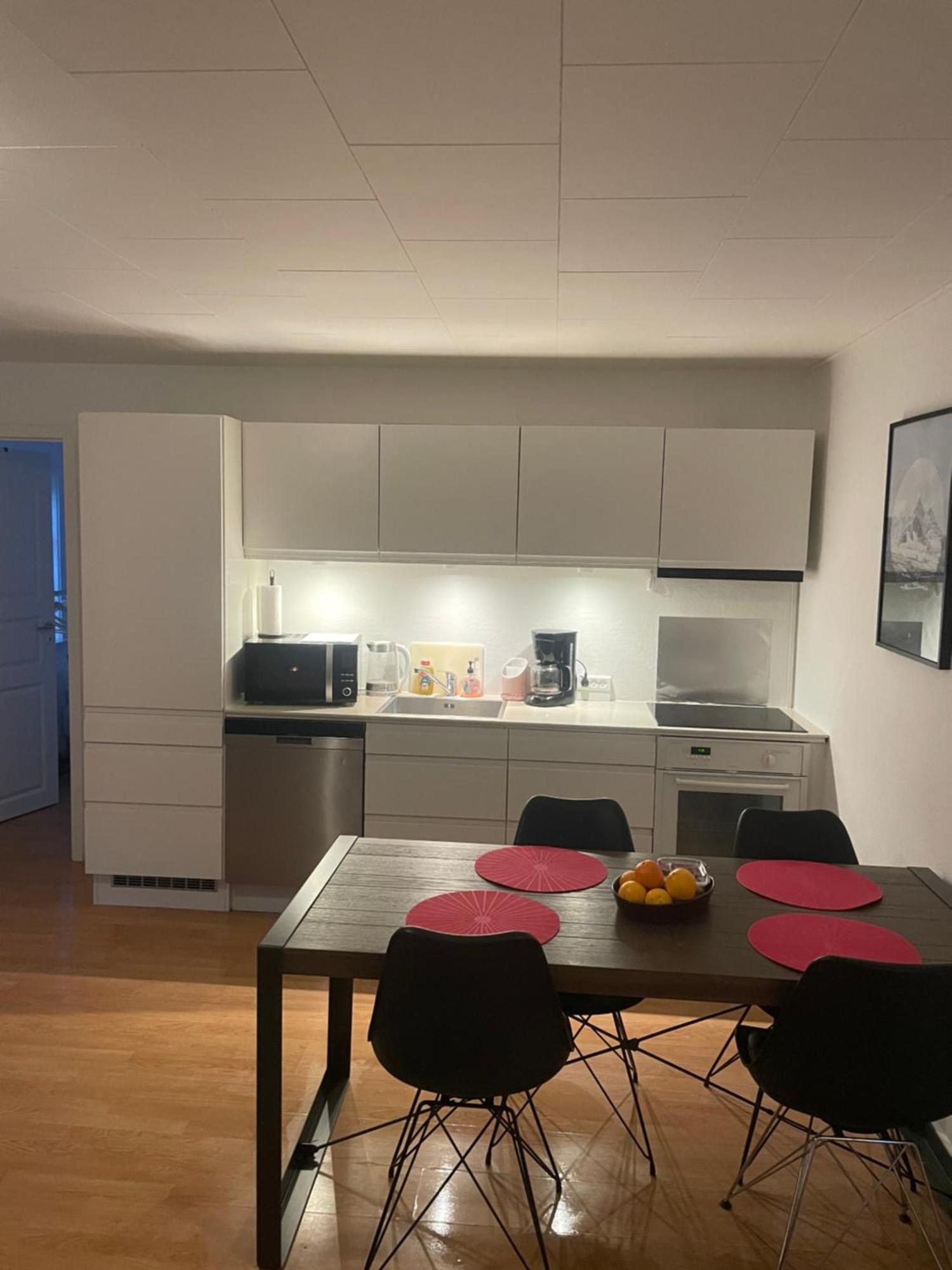 2 Bedroom Apartment Near The Sea Tisvildeleje Bagian luar foto